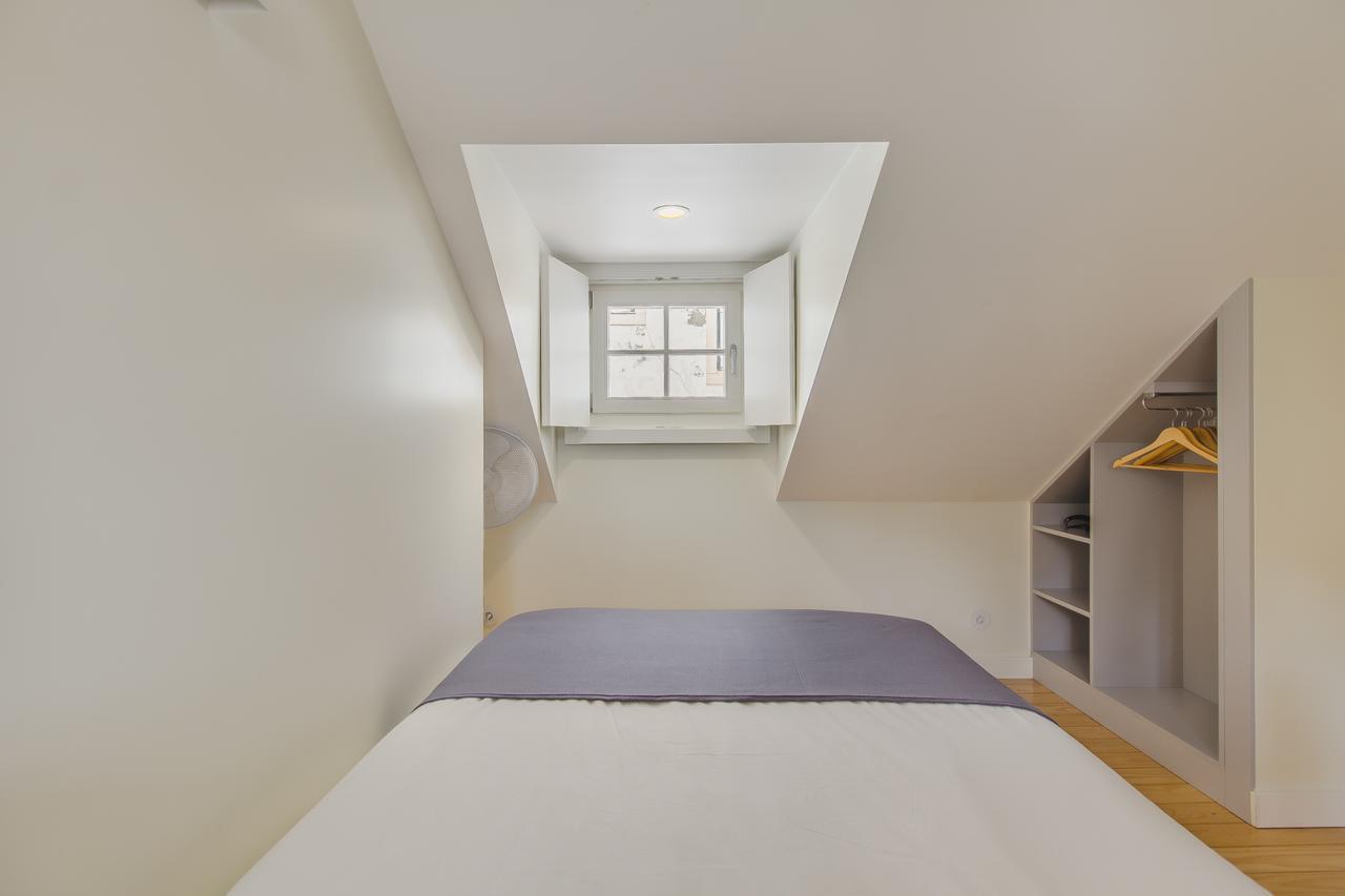 Design Apartment In Typical Alfama Lisbon Luaran gambar