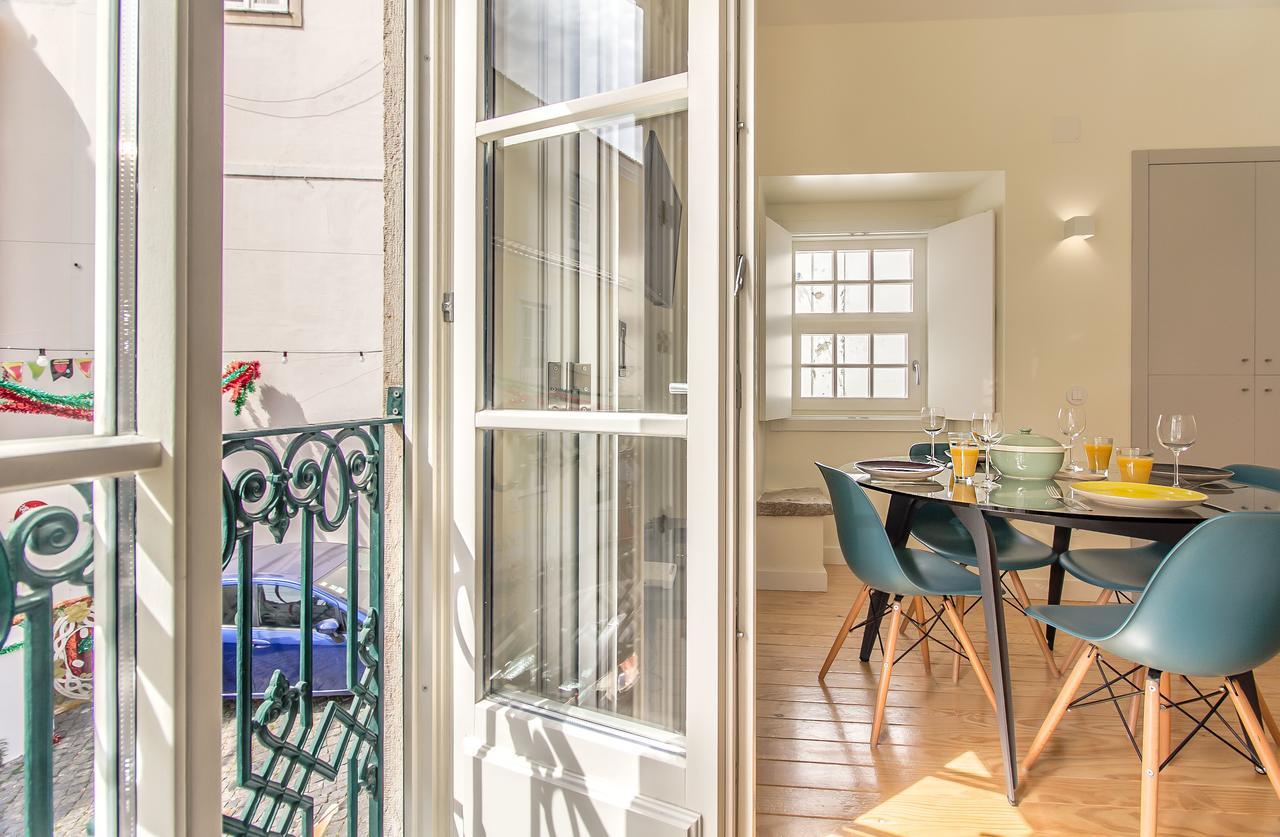Design Apartment In Typical Alfama Lisbon Luaran gambar