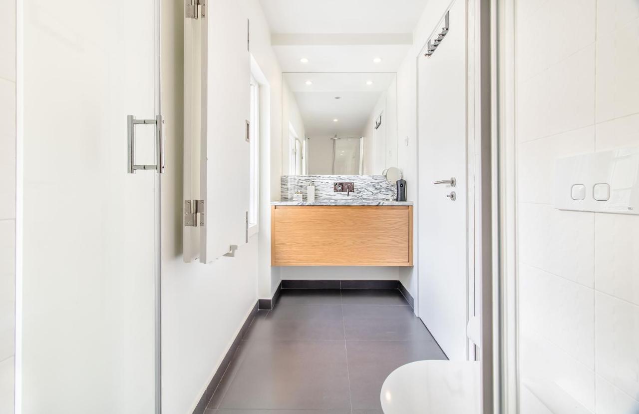 Design Apartment In Typical Alfama Lisbon Luaran gambar